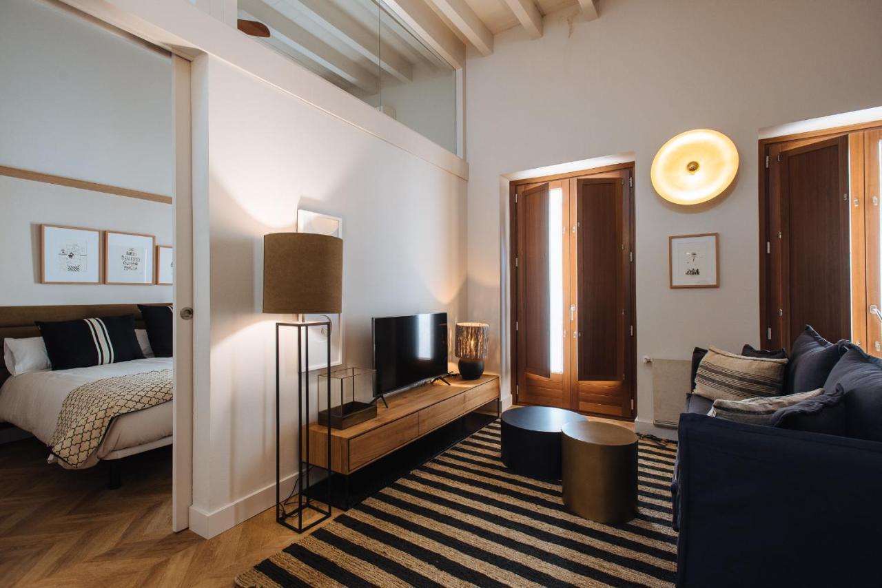 R26 Suites Sevilla Szoba fotó