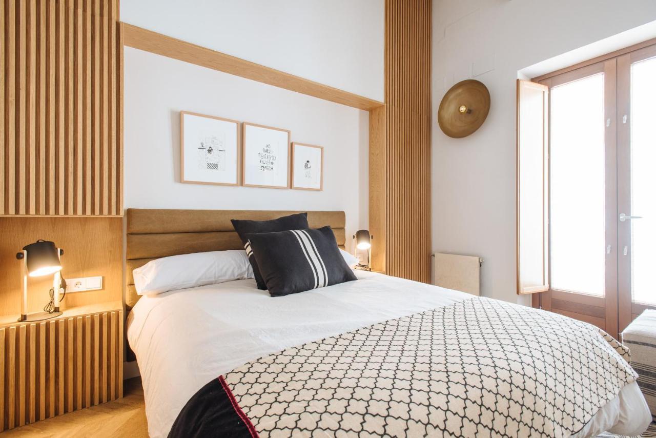 R26 Suites Sevilla Szoba fotó